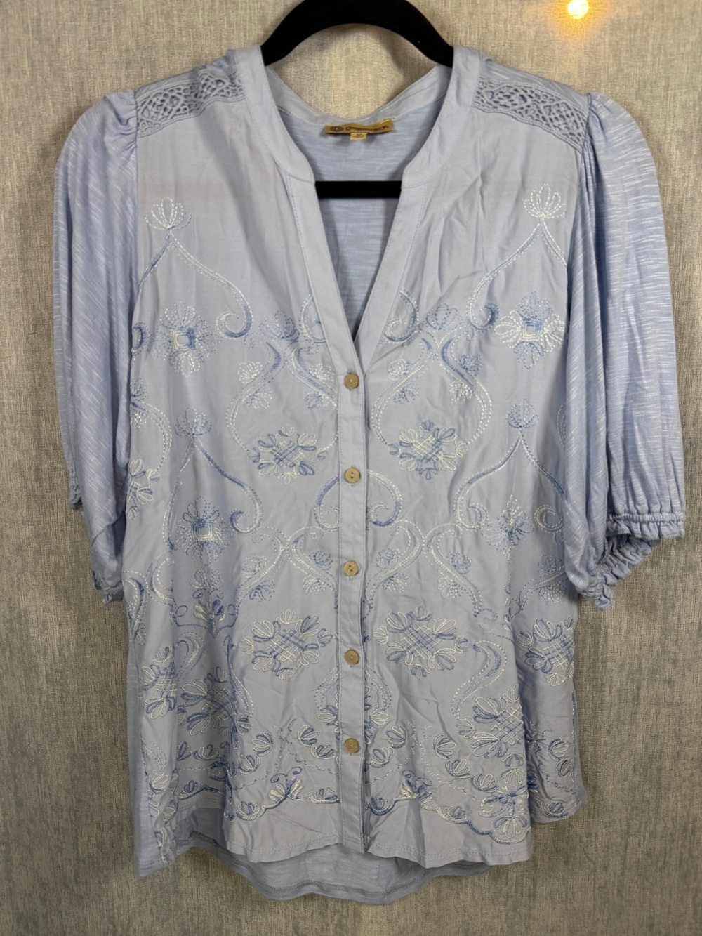 Democracy Light Blue Embroidered Boho Button Front Blouse Puff Sleeve Medium